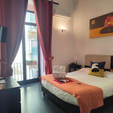 Hotel Plebiscito Aparthotel Наполи Екстериор снимка