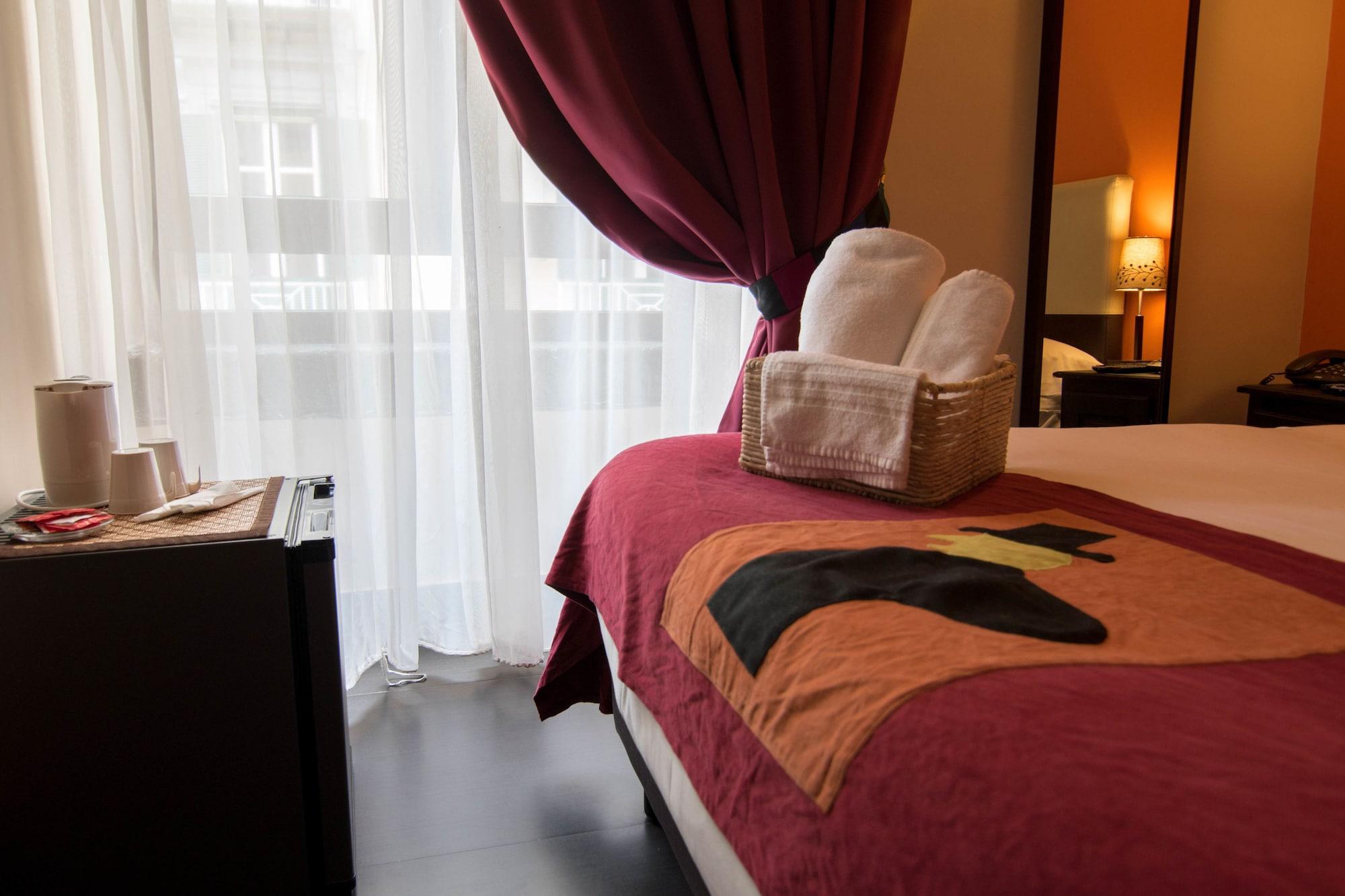 Hotel Plebiscito Aparthotel Наполи Екстериор снимка
