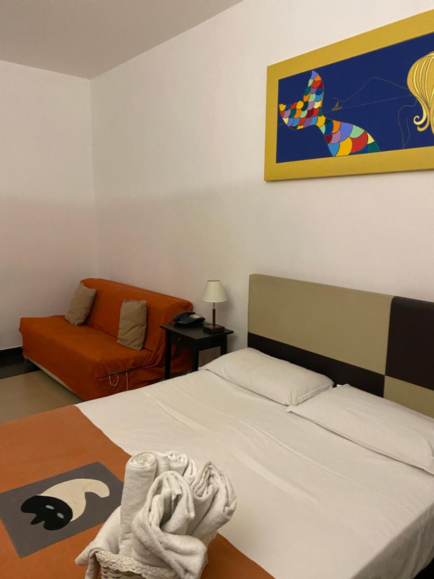 Hotel Plebiscito Aparthotel Наполи Екстериор снимка